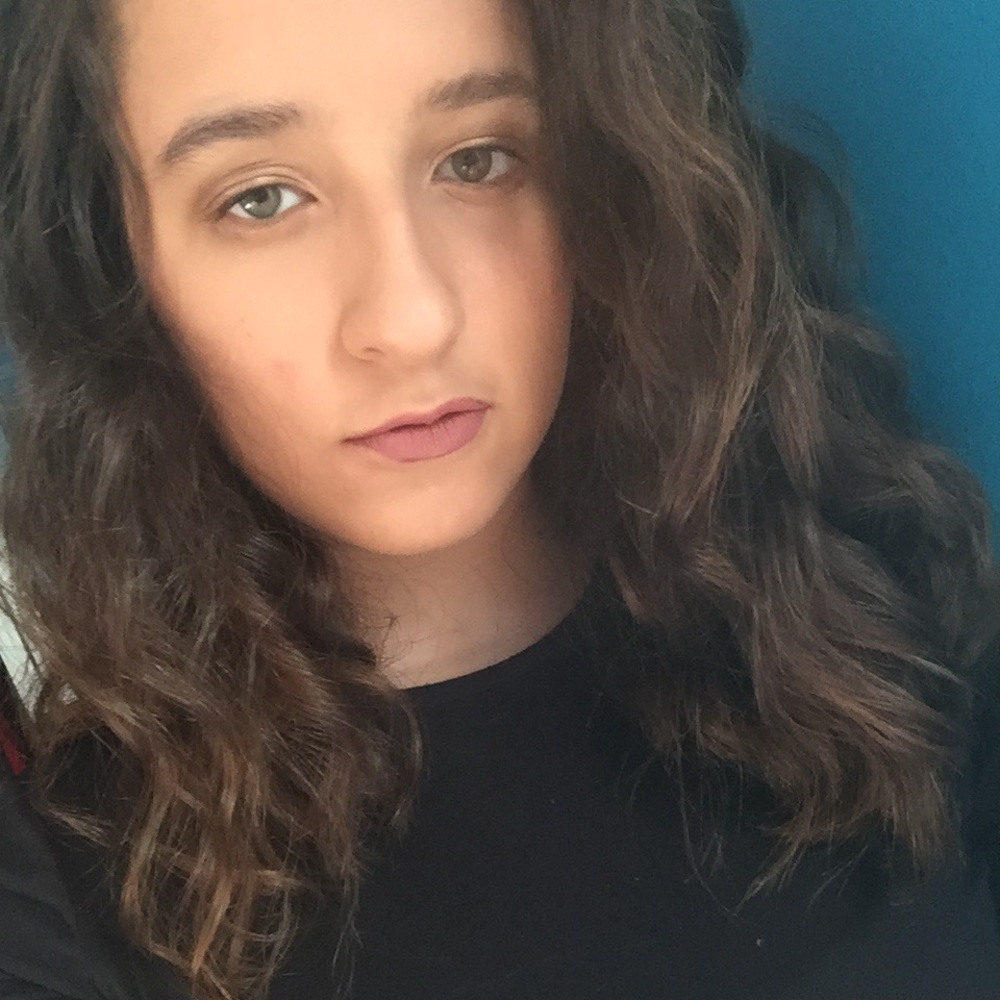 Meet your Posher, Jennifer